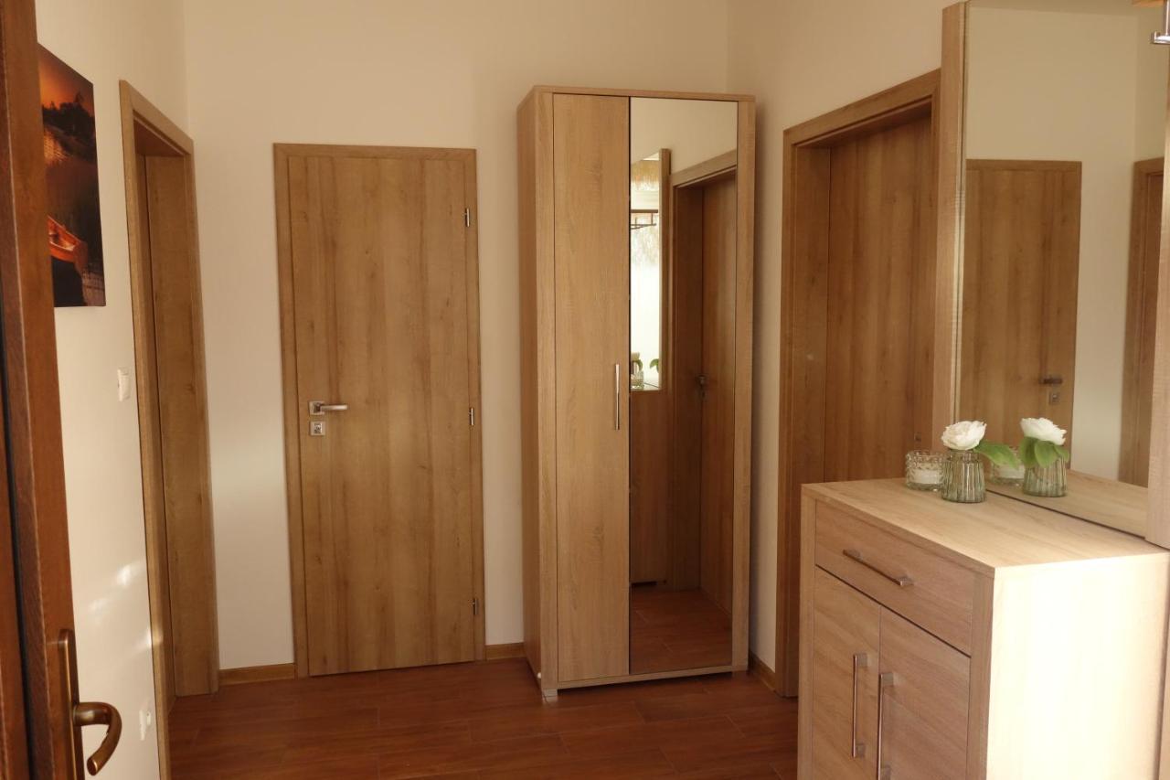 Apartmany Rubin Nesvady Bagian luar foto