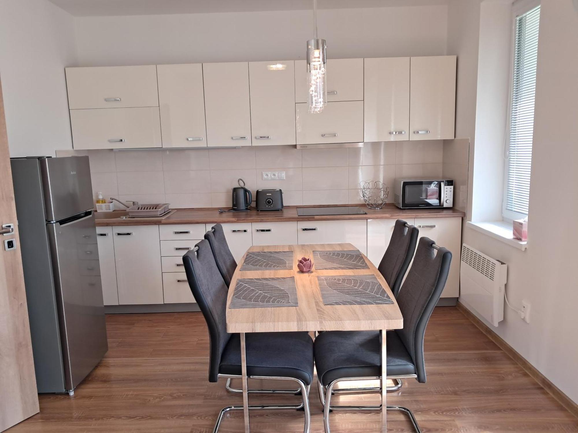 Apartmany Rubin Nesvady Bagian luar foto