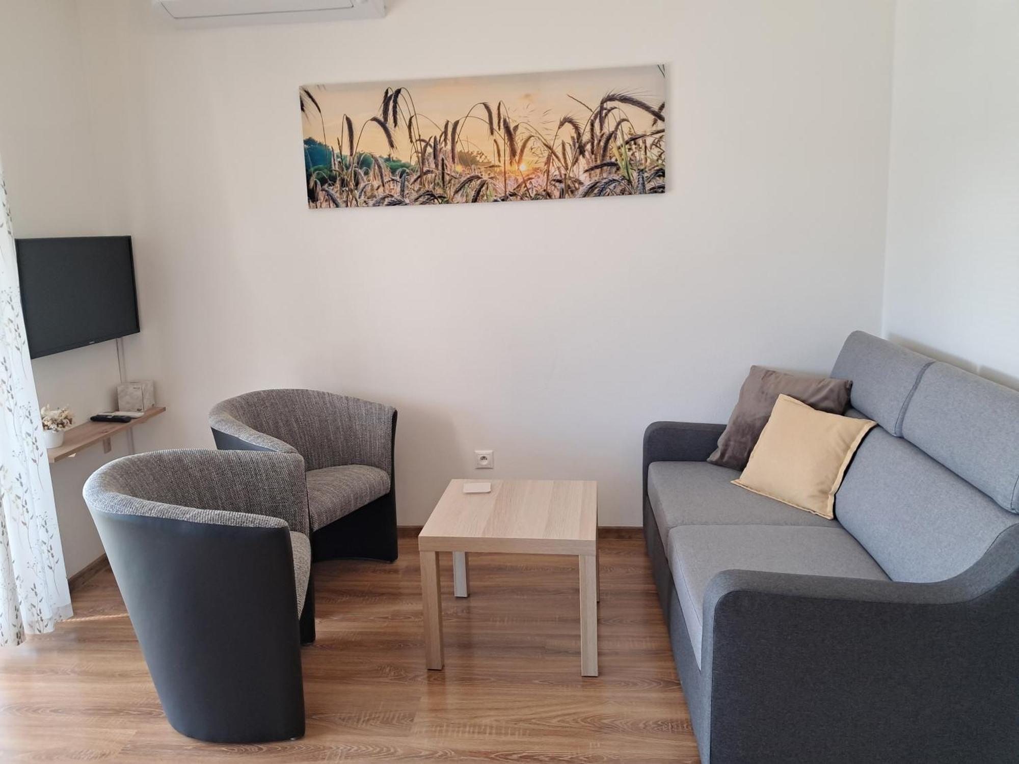 Apartmany Rubin Nesvady Bagian luar foto