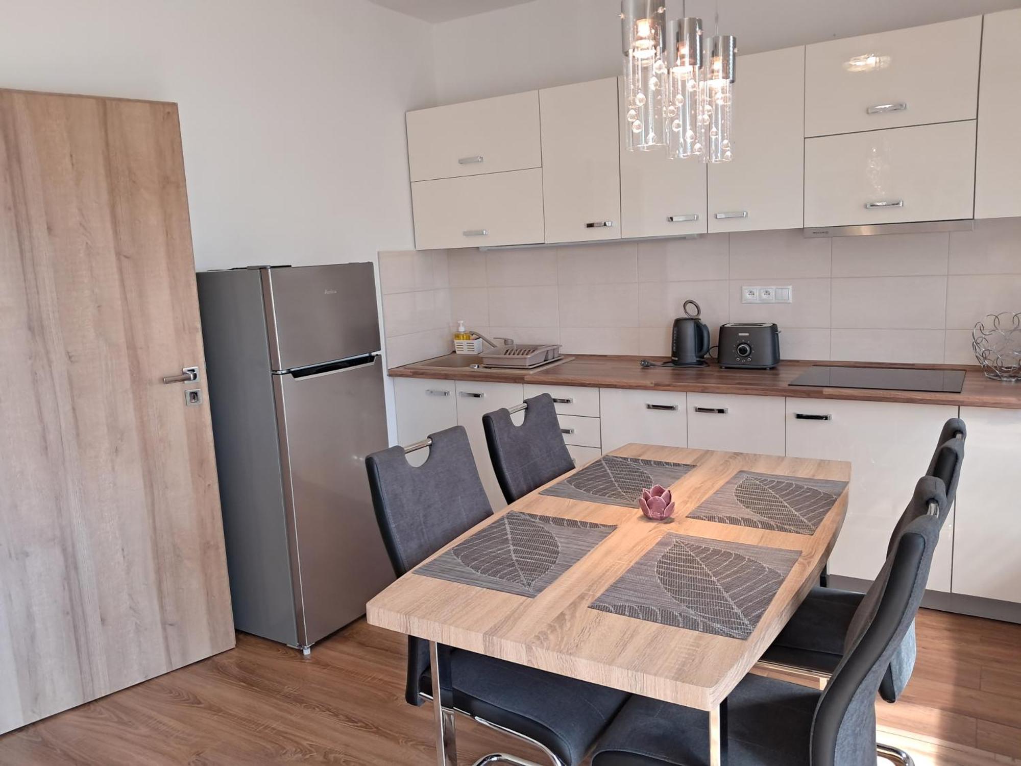 Apartmany Rubin Nesvady Bagian luar foto